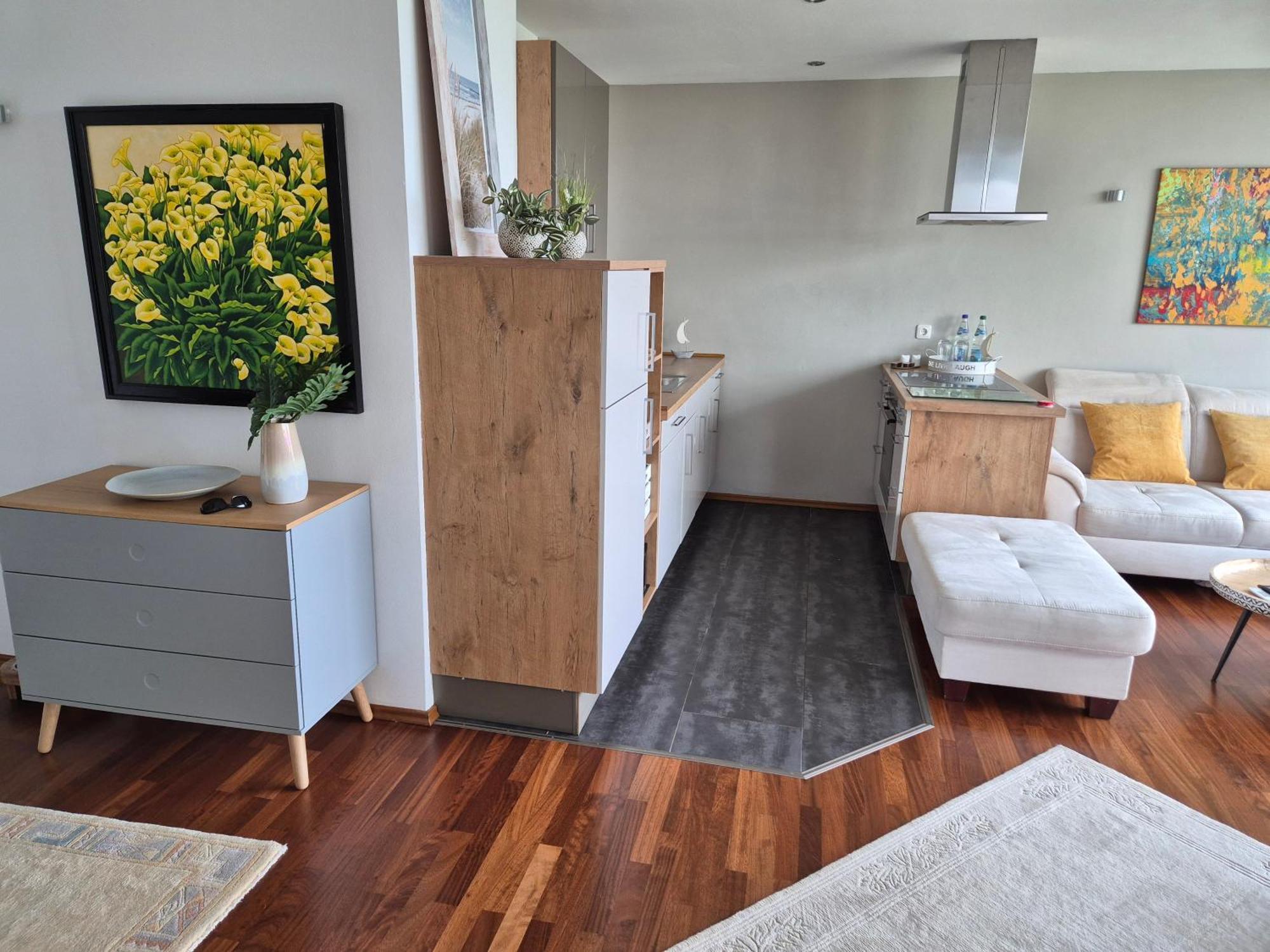 "Myharbourfront", Luxurioeses Wohnen An Der Hafenmole Apartment รอสต็อค ภายนอก รูปภาพ