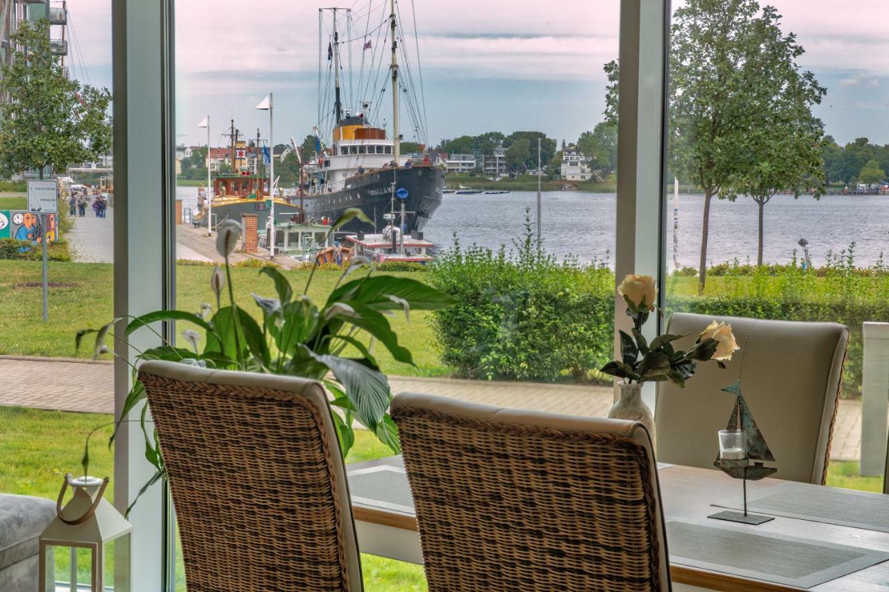 "Myharbourfront", Luxurioeses Wohnen An Der Hafenmole Apartment รอสต็อค ภายนอก รูปภาพ